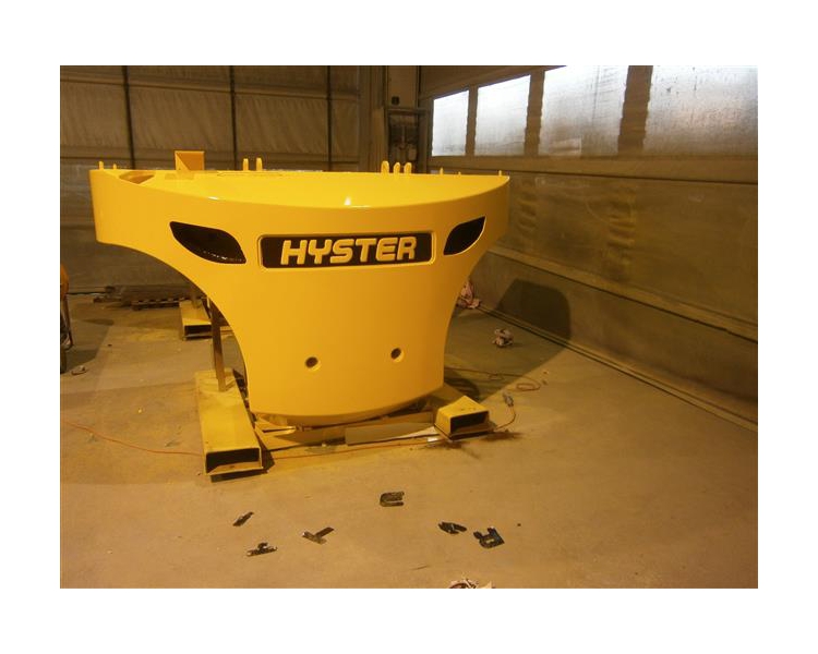 Interno cabina di verniciatura a liquido